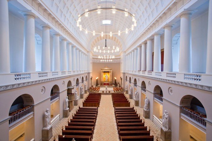 When C. F. Hansen designed Church of Our Lady (Danish: Vor Frue Kirke), he created a room of great peace and beauty